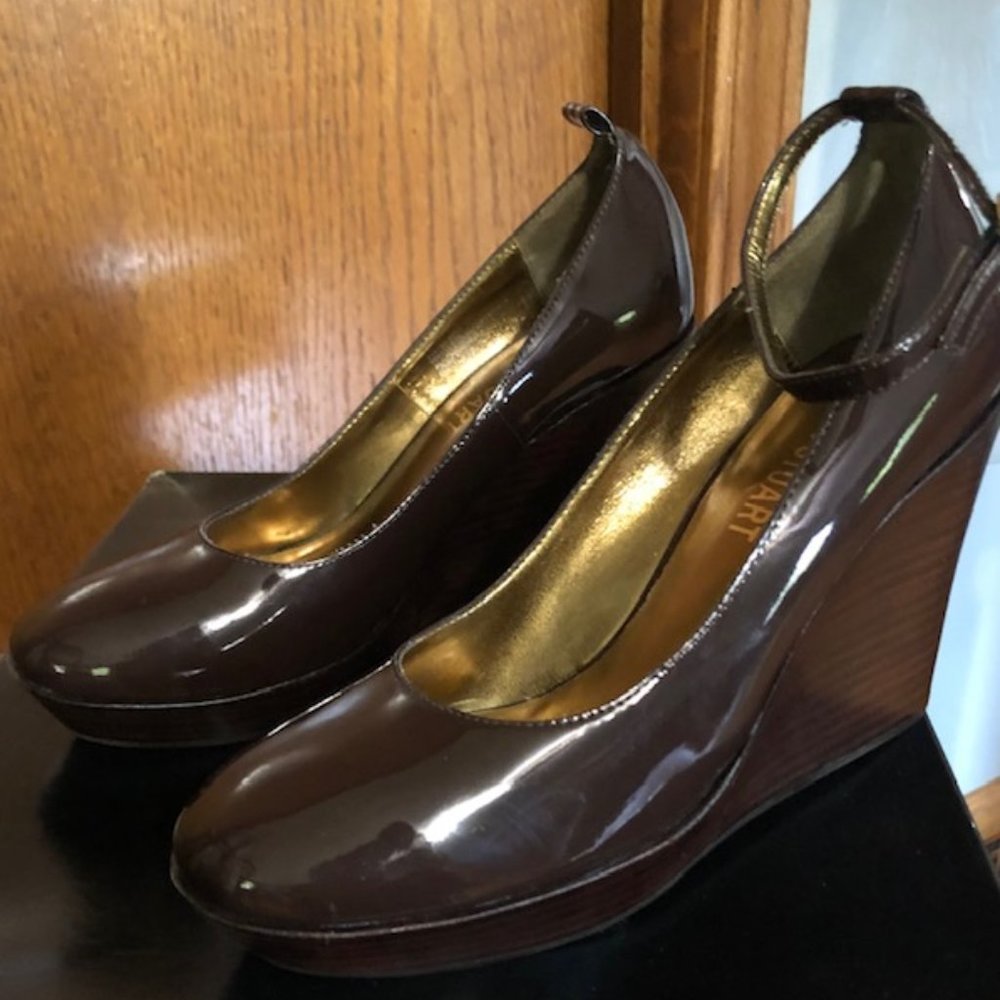 Colin Stuart Brown Patent Wedge